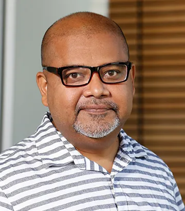 Russel Hassan portrait
