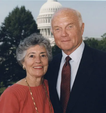 Sen. John and Annie Glenn with the U.S. Capitol Building in the background