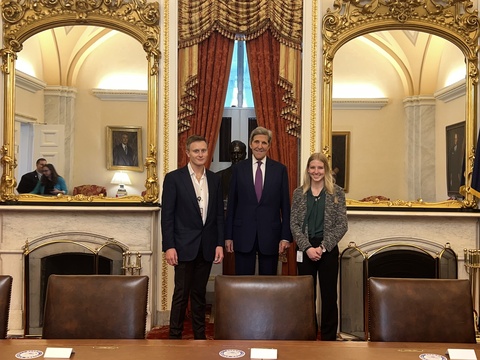 Rachel Simroth stands with John Kerry during her internship at the the Senate Foreign Relations Committee, her placement during the Washington Academic Internship Program at Ohio State.