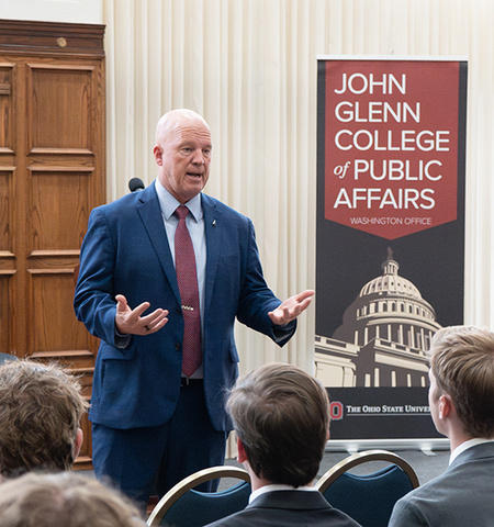 Retired Gen. John W. “Jay” Raymond, the first commander of the U.S. Space Force, talks to students in the John Glenn College of Public Affairs Washington Academic Internship Program after receiving the college’s Excellence in Public Service Award.