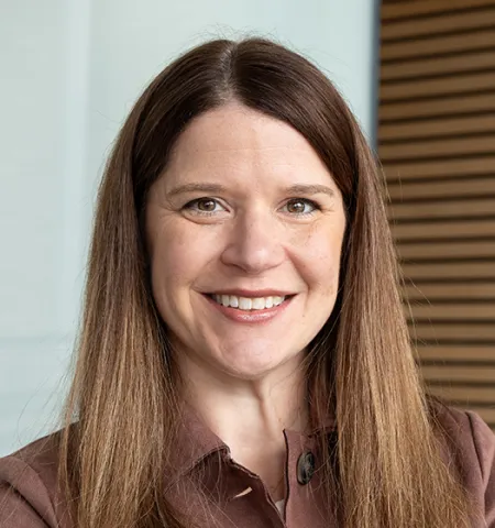 headshot of Stephanie Moulton